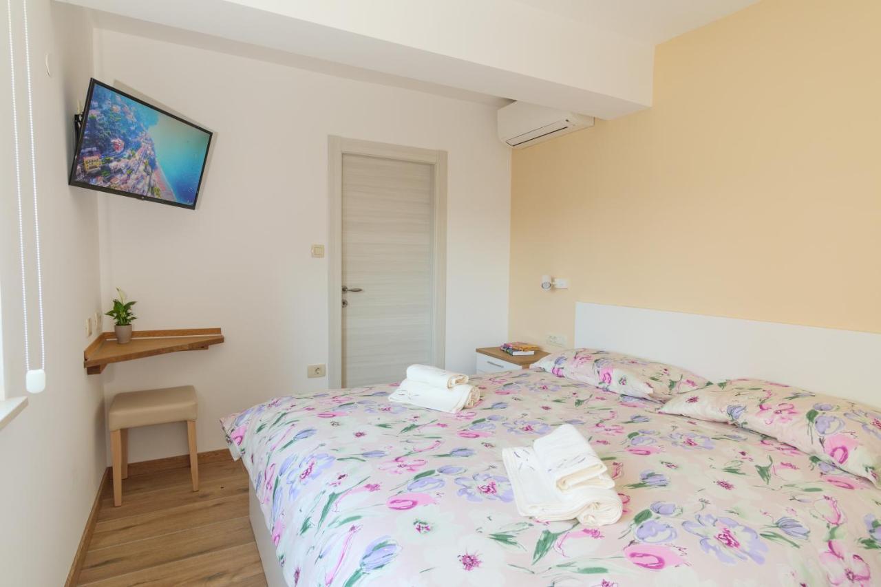 Apartmani Ravan Cernik  Екстериор снимка