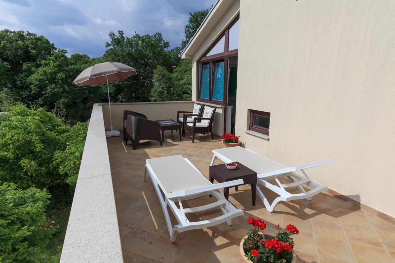 Apartmani Ravan Cernik  Екстериор снимка